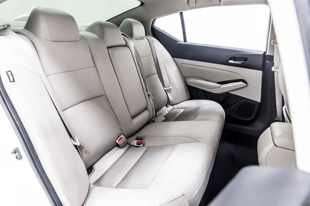 Used 2021 Nissan Altima 2.5 SV w/ SV Premium Package FWD image 36