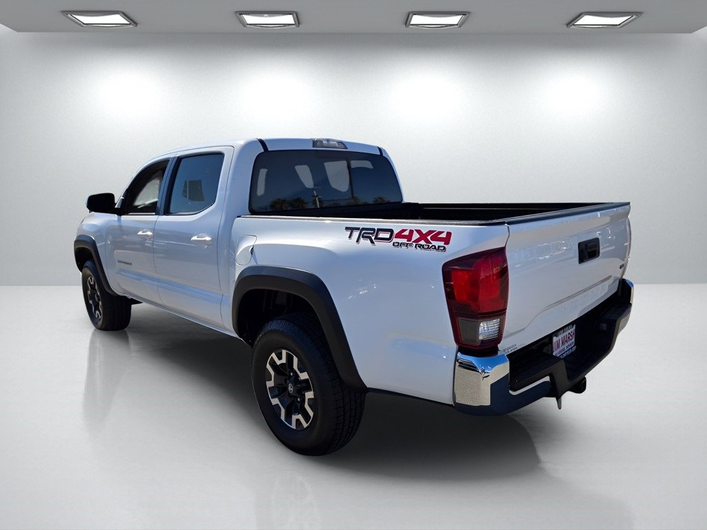 Used 2023 Toyota Tacoma TRD Off-Road image 4