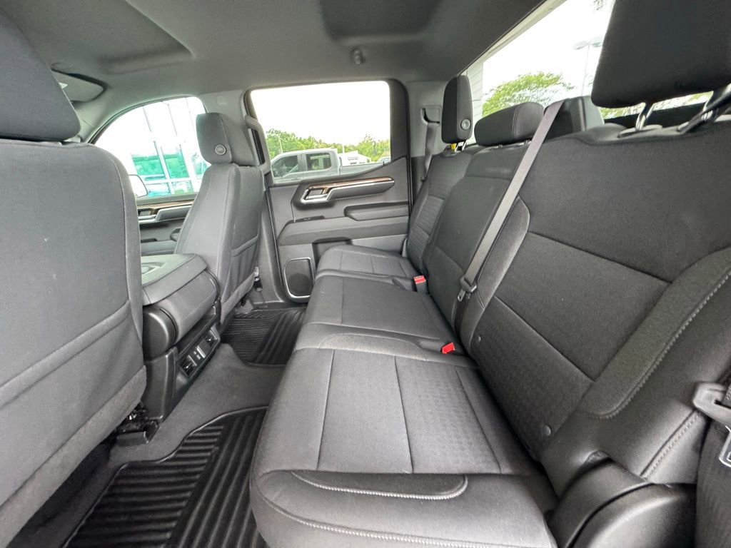 Used 2023 Chevrolet Silverado 1500 LT w/ Z71 Off-Road Package image 20