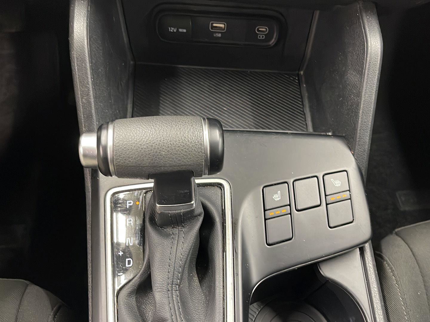 Used 2023 Kia Sportage LX image 12