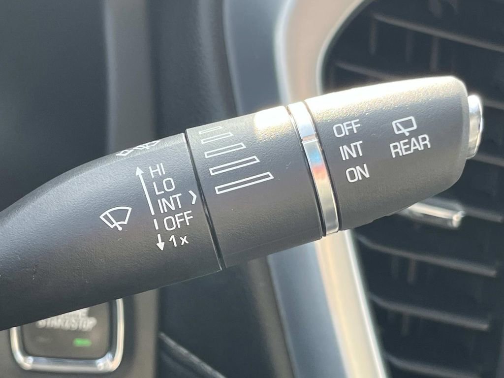 Certified 2018 GMC Acadia SLT image 25