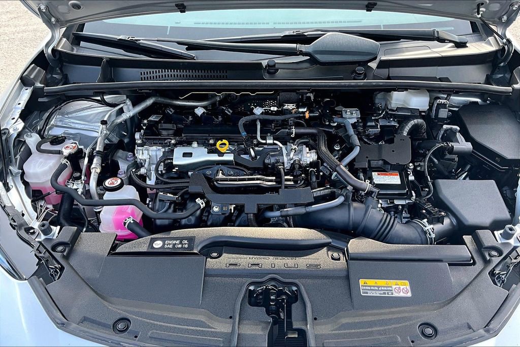 Used 2023 Toyota Prius XLE image 30