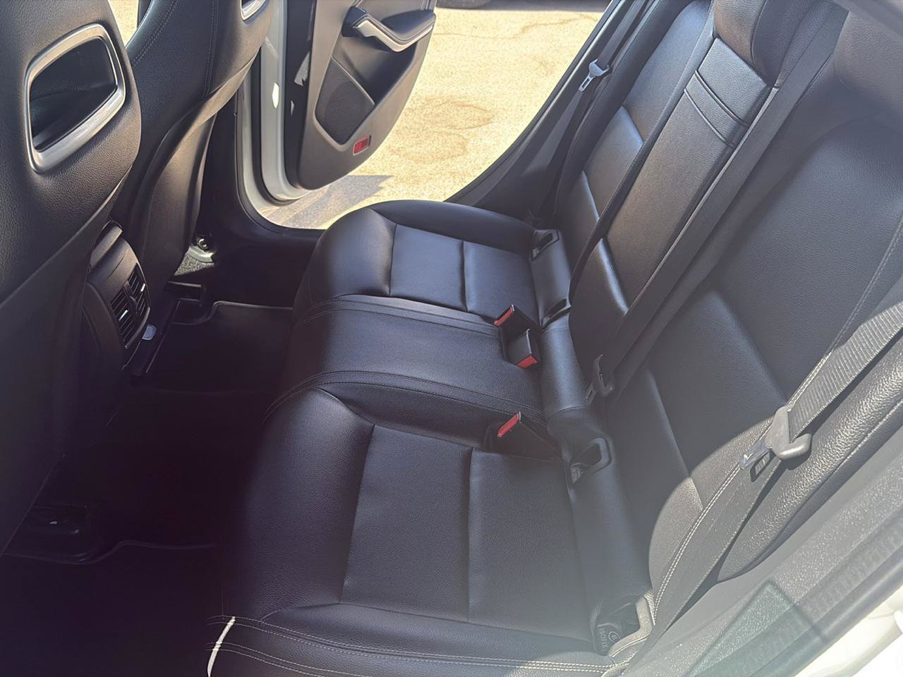 Used 2017 Mercedes-Benz CLA 250 image 18