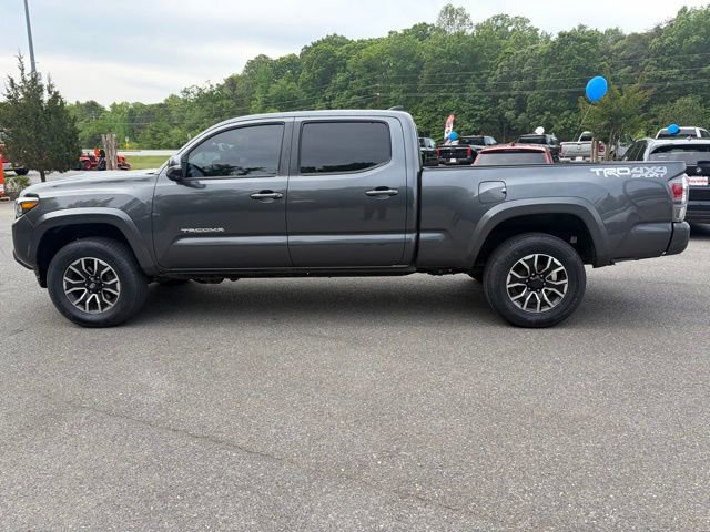 Used 2022 Toyota Tacoma TRD Sport w/ TRD Premium Sport Package AWD/4WD image 28