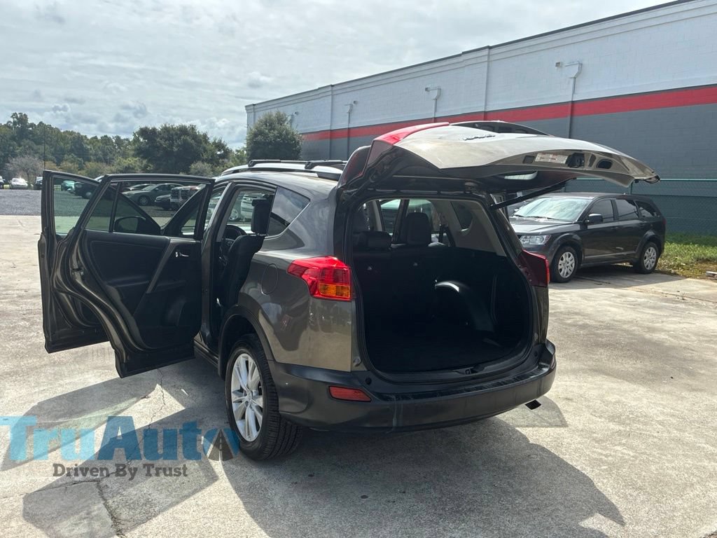 Used 2015 Toyota RAV4 Limited w/ Technology Package FWD image 15
