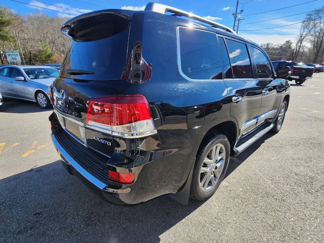 Used 2013 Lexus LX 570 LX 570 Sport Utility 4D w/ Luxury Pkg w/Pre-crash image 5