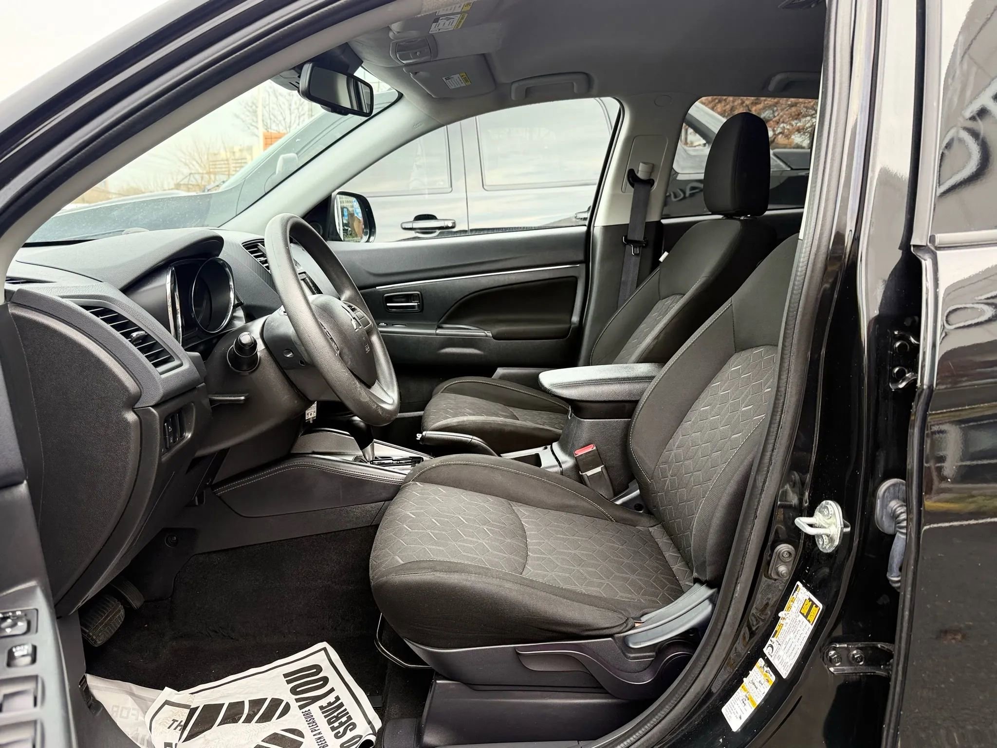 Used 2022 Mitsubishi Outlander Sport ES FWD image 10