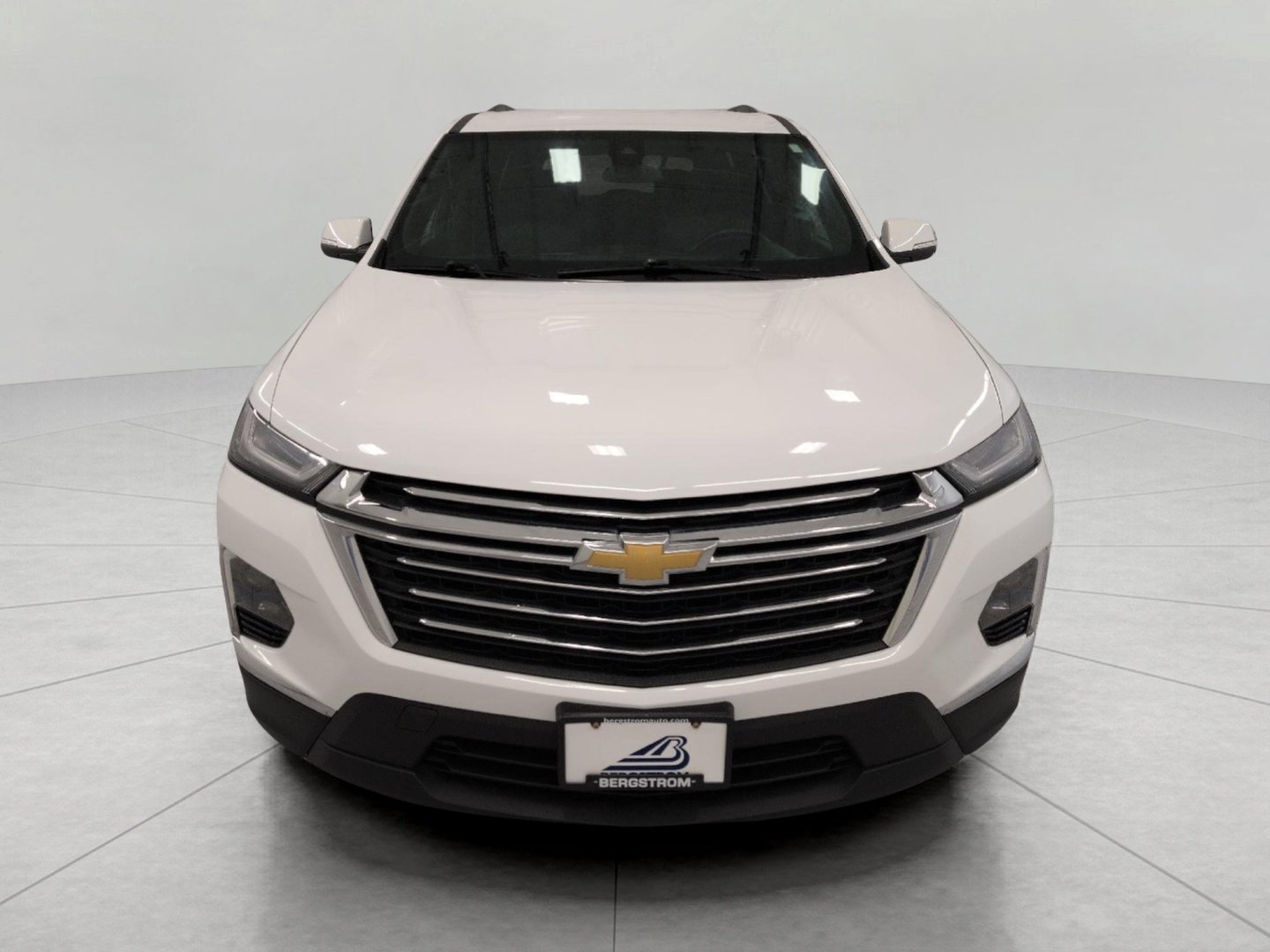 Used 2023 Chevrolet Traverse LT w/ LPO, Floor Liner Package AWD/4WD image 14