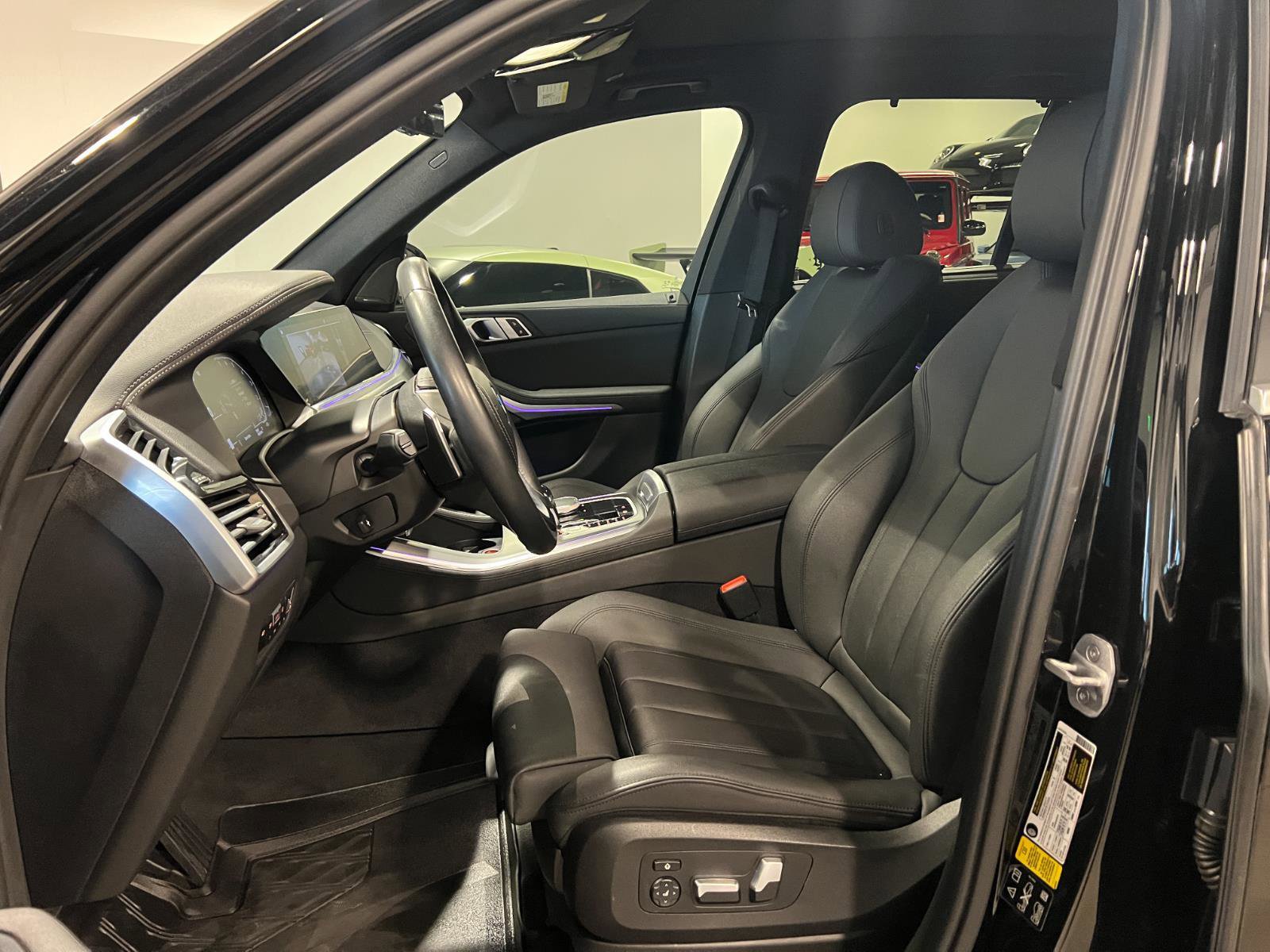 Used 2019 BMW X5 xDrive40i w/ Premium Package 2 AWD/4WD image 9