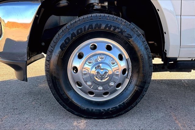 Used 2019 RAM 3500 Limited w/ Max Tow Package image 32