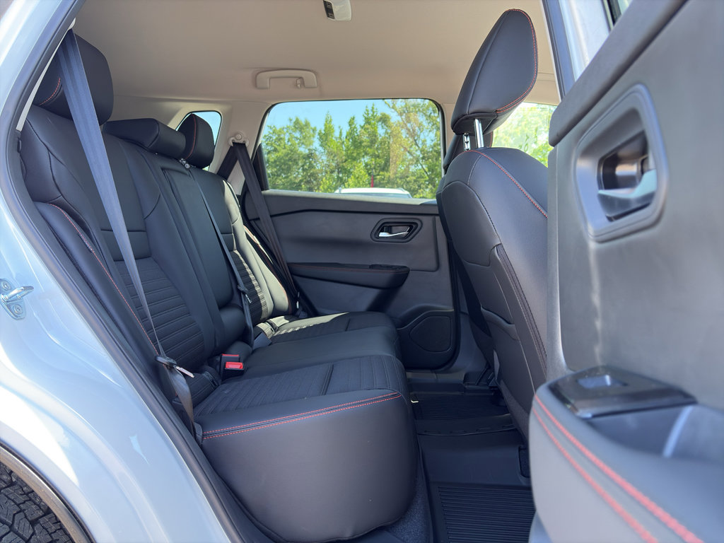 New 2026 Nissan Rogue SV AWD/4WD image 18