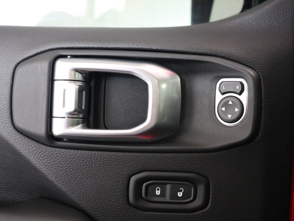 Used 2020 Jeep Gladiator Rubicon AWD/4WD image 14