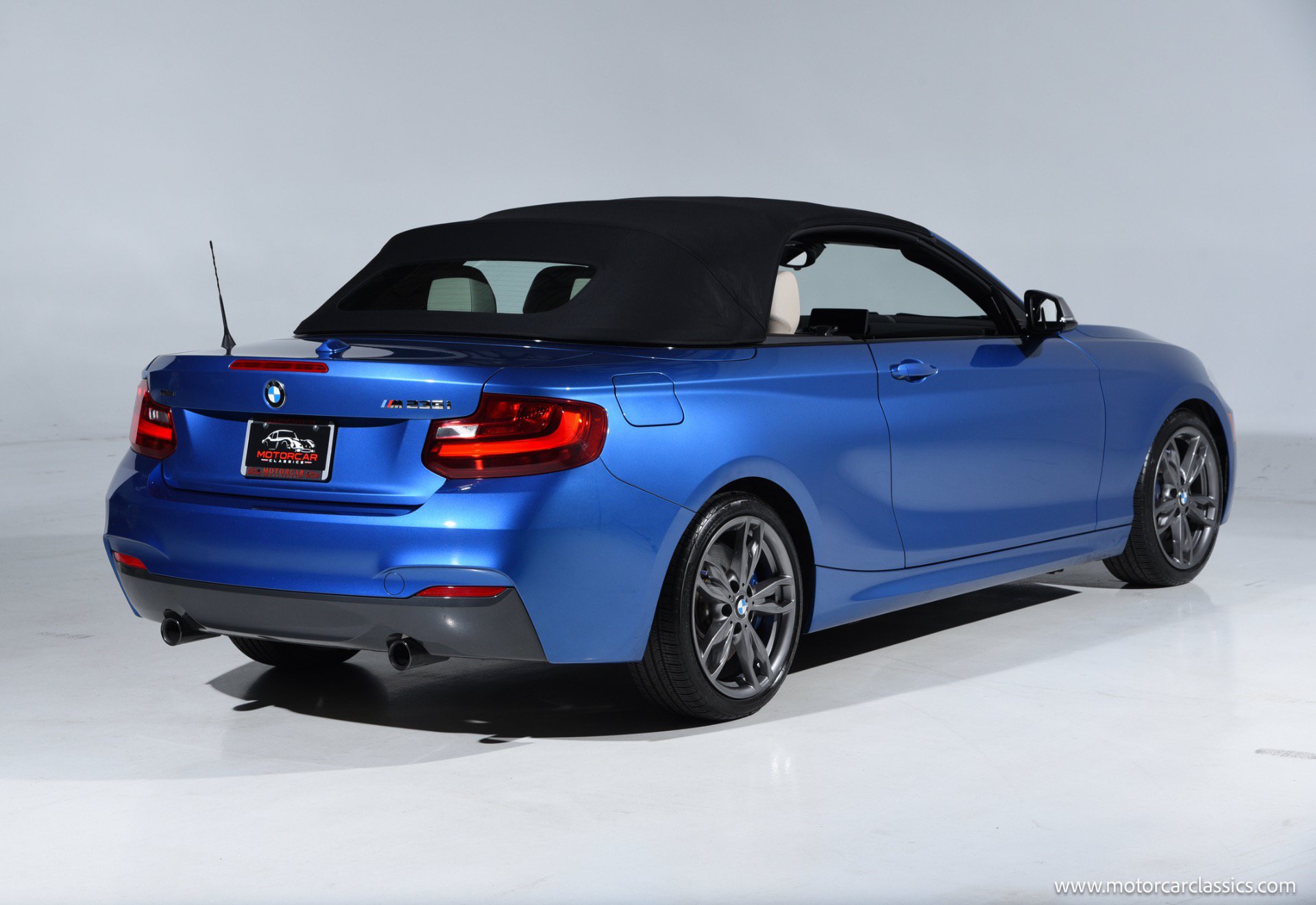 Used 2016 BMW M235i xDrive Convertible AWD/4WD image 9