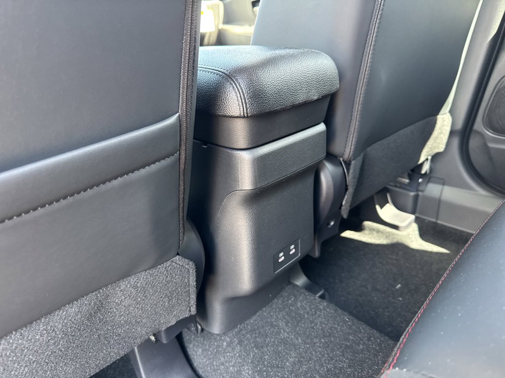 New 2027 Mitsubishi Outlander Sport SE FWD image 27