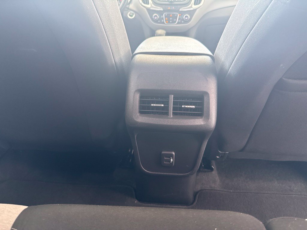 Used 2024 Chevrolet Equinox LT FWD image 43