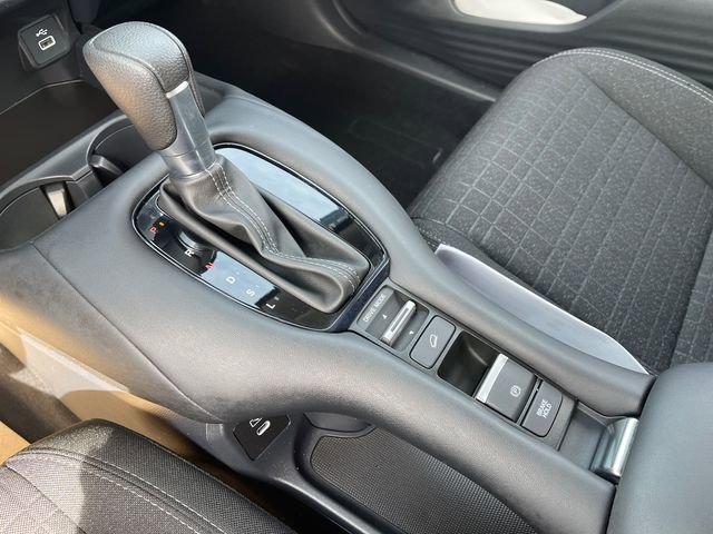 Certified 2025 Honda HR-V LX image 26