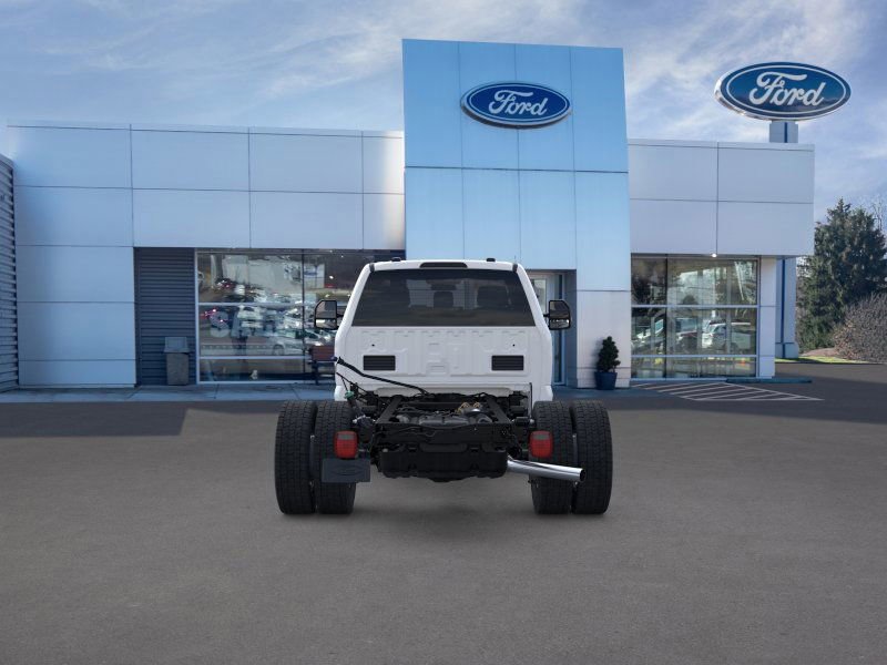 New 2026 Ford F550 4x4 Regular Cab Super Duty image 5