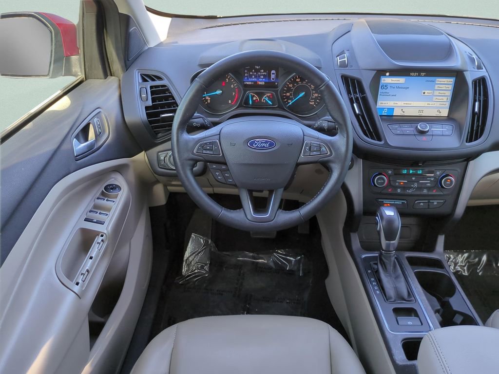 Used 2019 Ford Escape SEL image 16