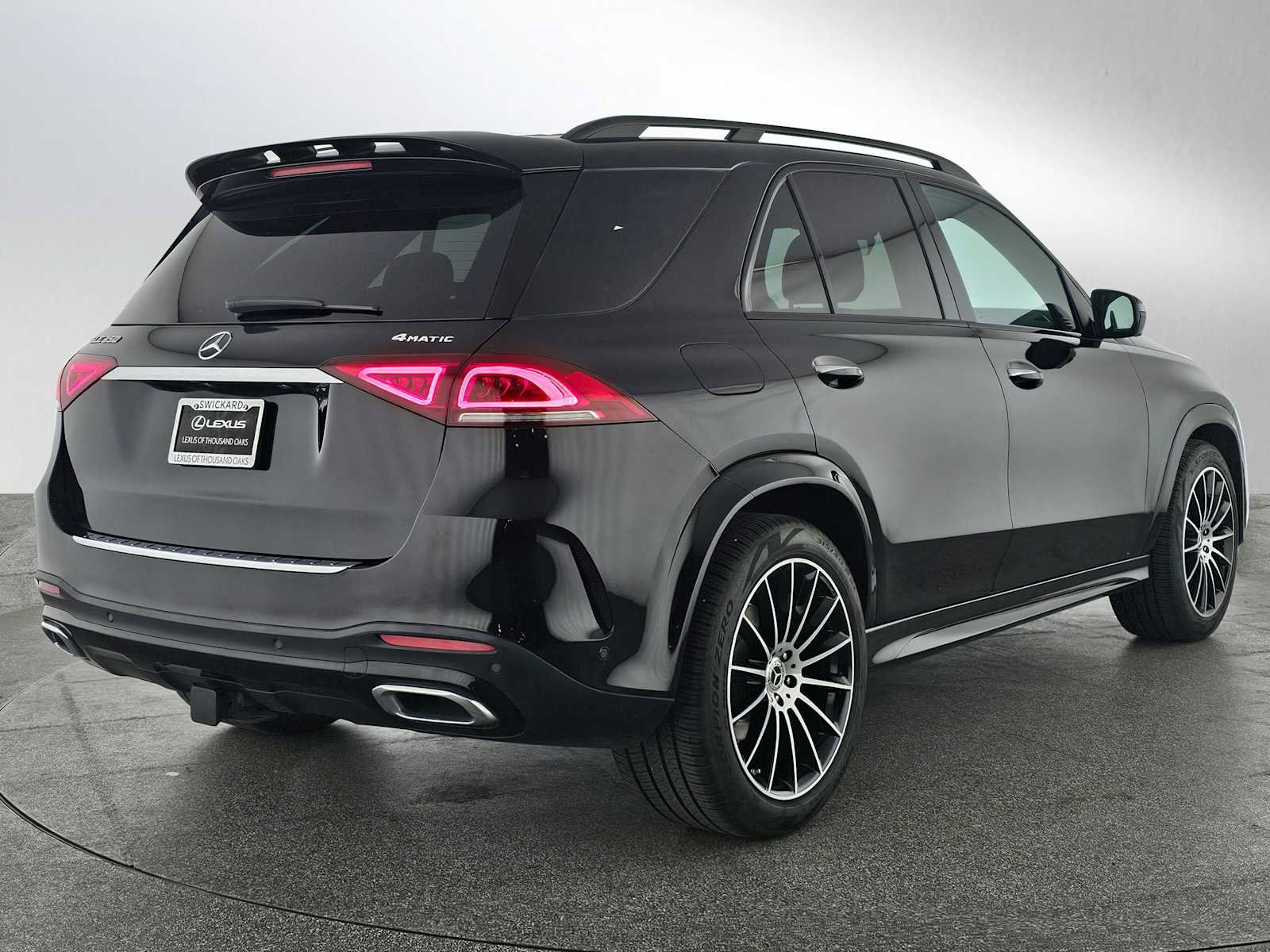 Used 2023 Mercedes-Benz GLE 350 4MATIC image 3