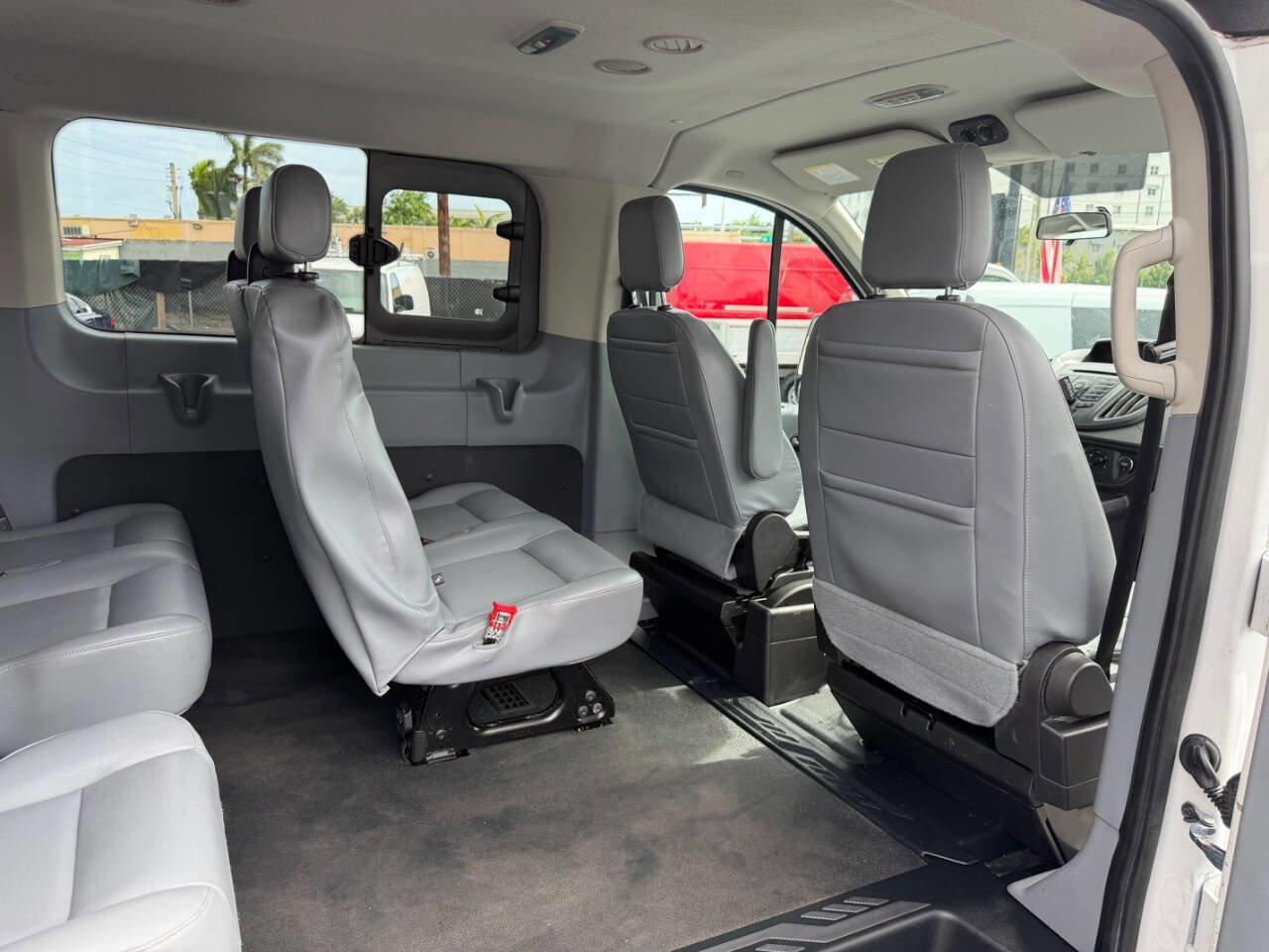 Used 2017 Ford Transit 150 XL RWD image 14