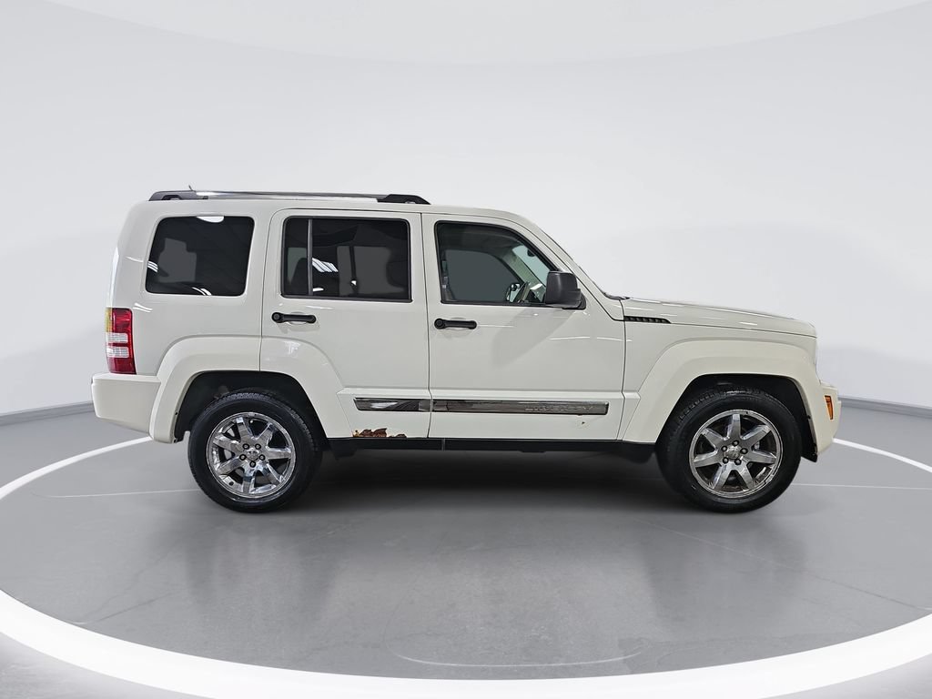 Used 2008 Jeep Liberty Limited w/ Premium Group II AWD/4WD image 2