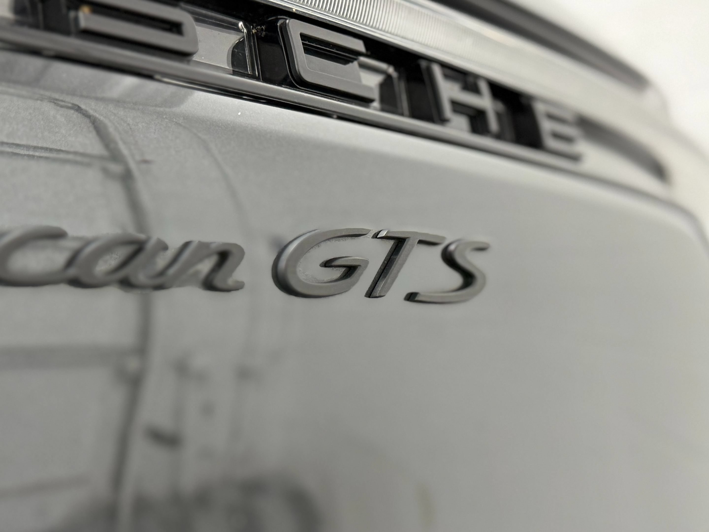 Used 2023 Porsche Macan GTS AWD/4WD image 9