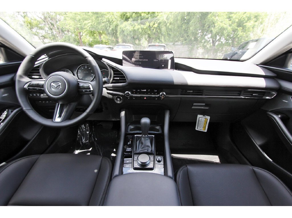 New 2026 MAZDA MAZDA3 2.5 Turbo Sedan w/Premium Plus AWD/4WD image 8