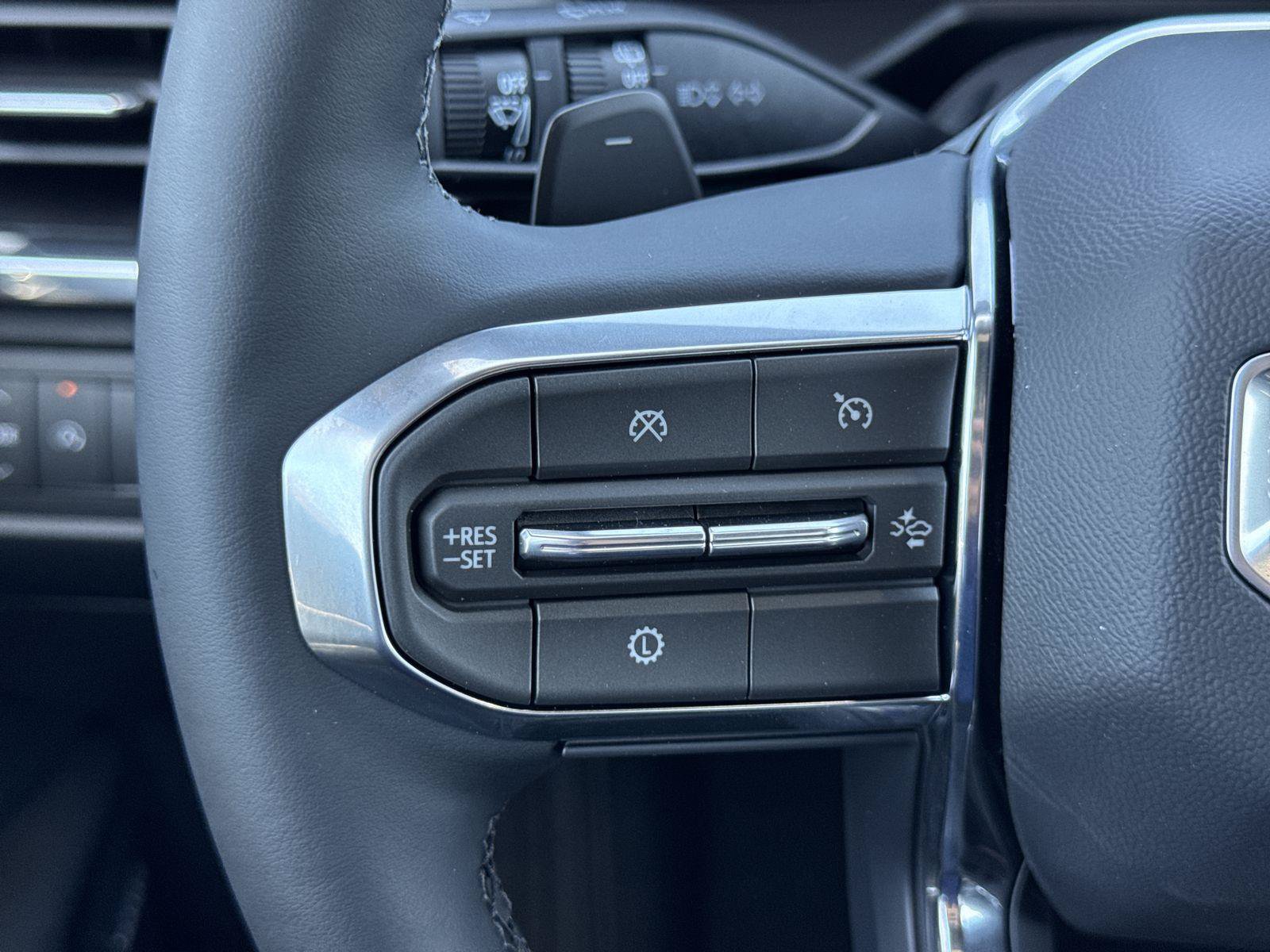 New 2026 GMC Acadia Elevation w/ Black Edition FWD image 9