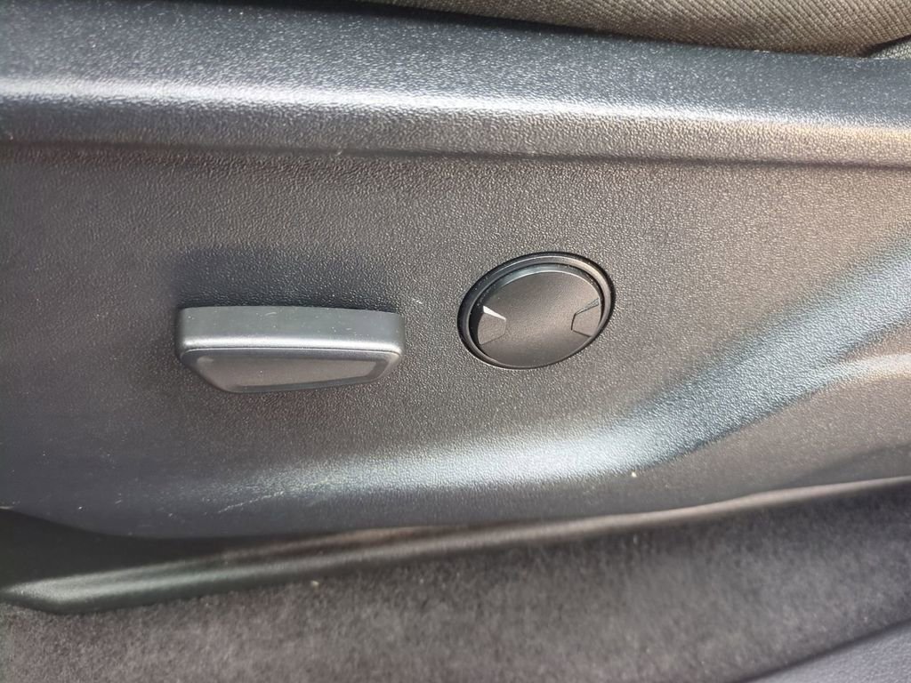 Used 2024 Ford F150 XLT w/ Mobile Office Package image 22