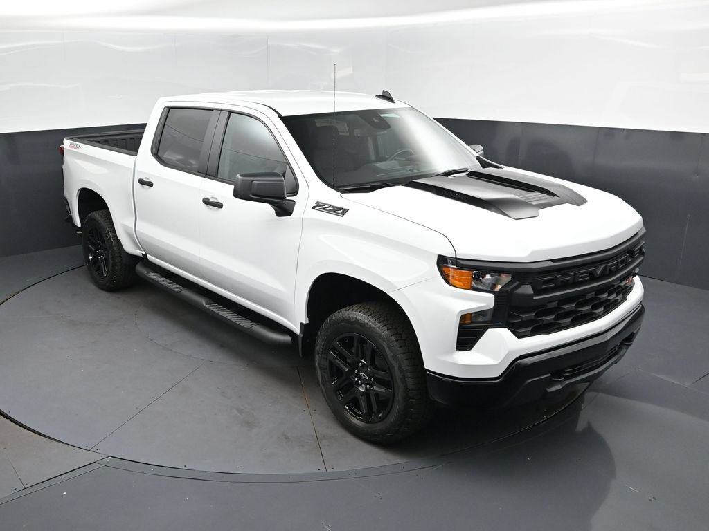 New 2026 Chevrolet Silverado 1500 Custom Trail Boss w/ Turbomax Blackout Package AWD/4WD image 1