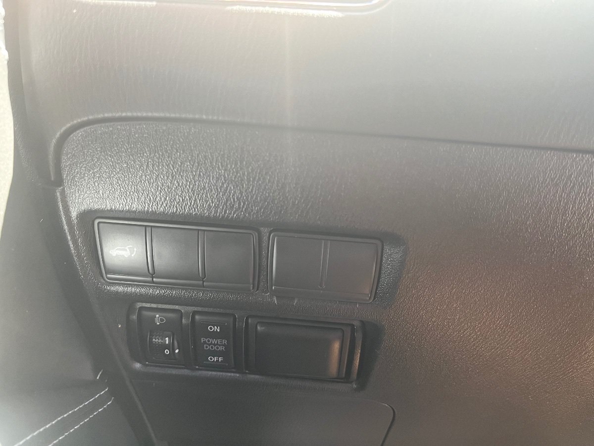 Used 2018 Nissan Armada SL RWD image 21