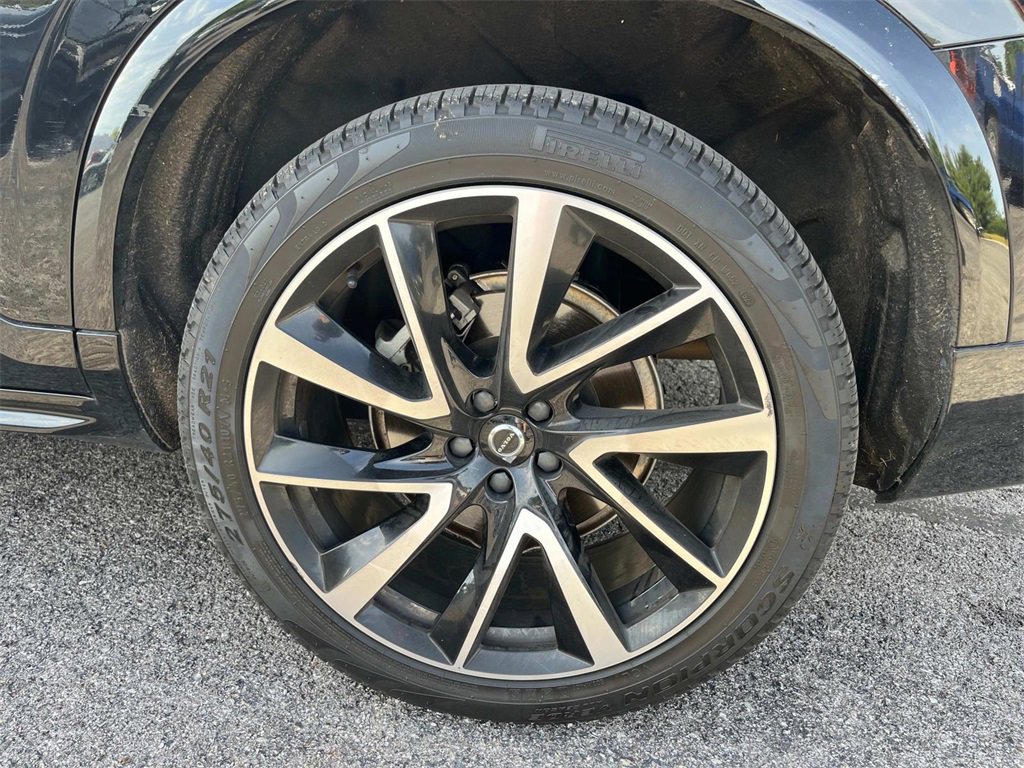 Used 2023 Volvo XC90 B6 Plus w/ Protection Package Premier image 11