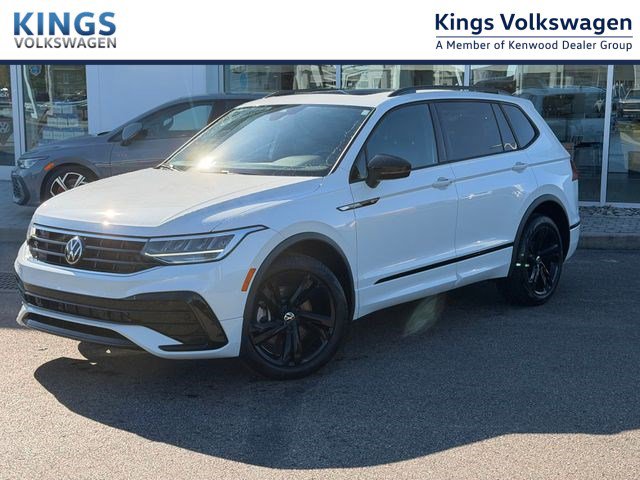 Certified 2024 Volkswagen Tiguan SE R-Line