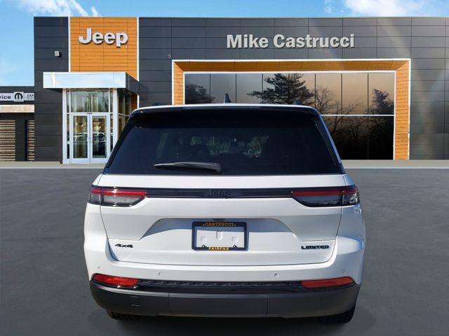 New 2025 Jeep Grand Cherokee Limited w/ Black Appearance Package image 4