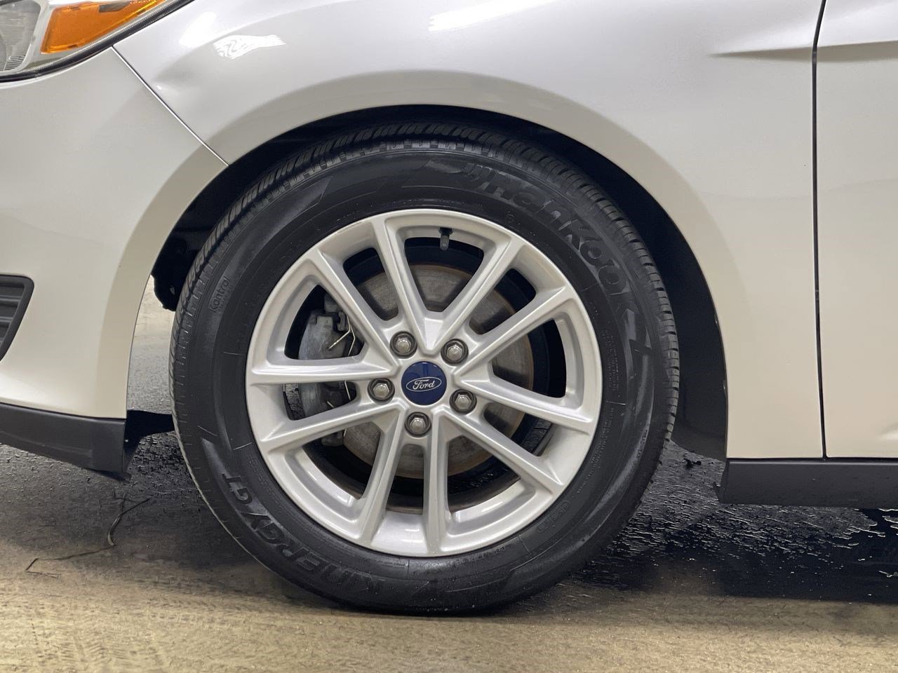 Used 2018 Ford Focus SE image 9