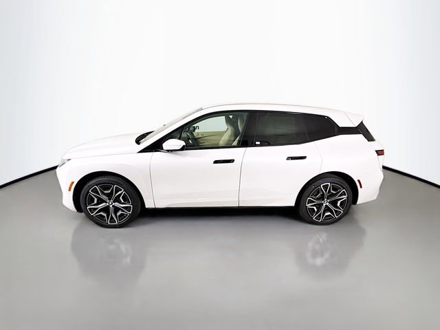 Used 2026 BMW iX xDrive45 image 4