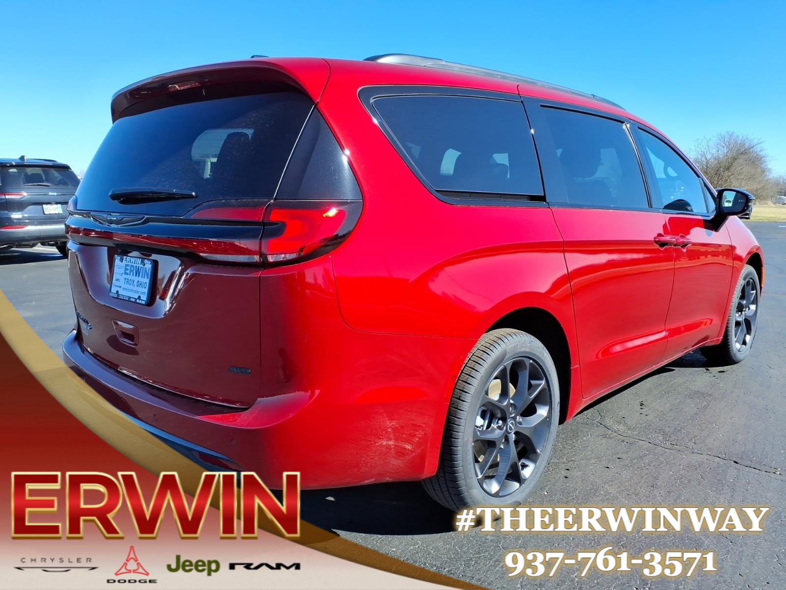 New 2026 Chrysler Pacifica Select image 5