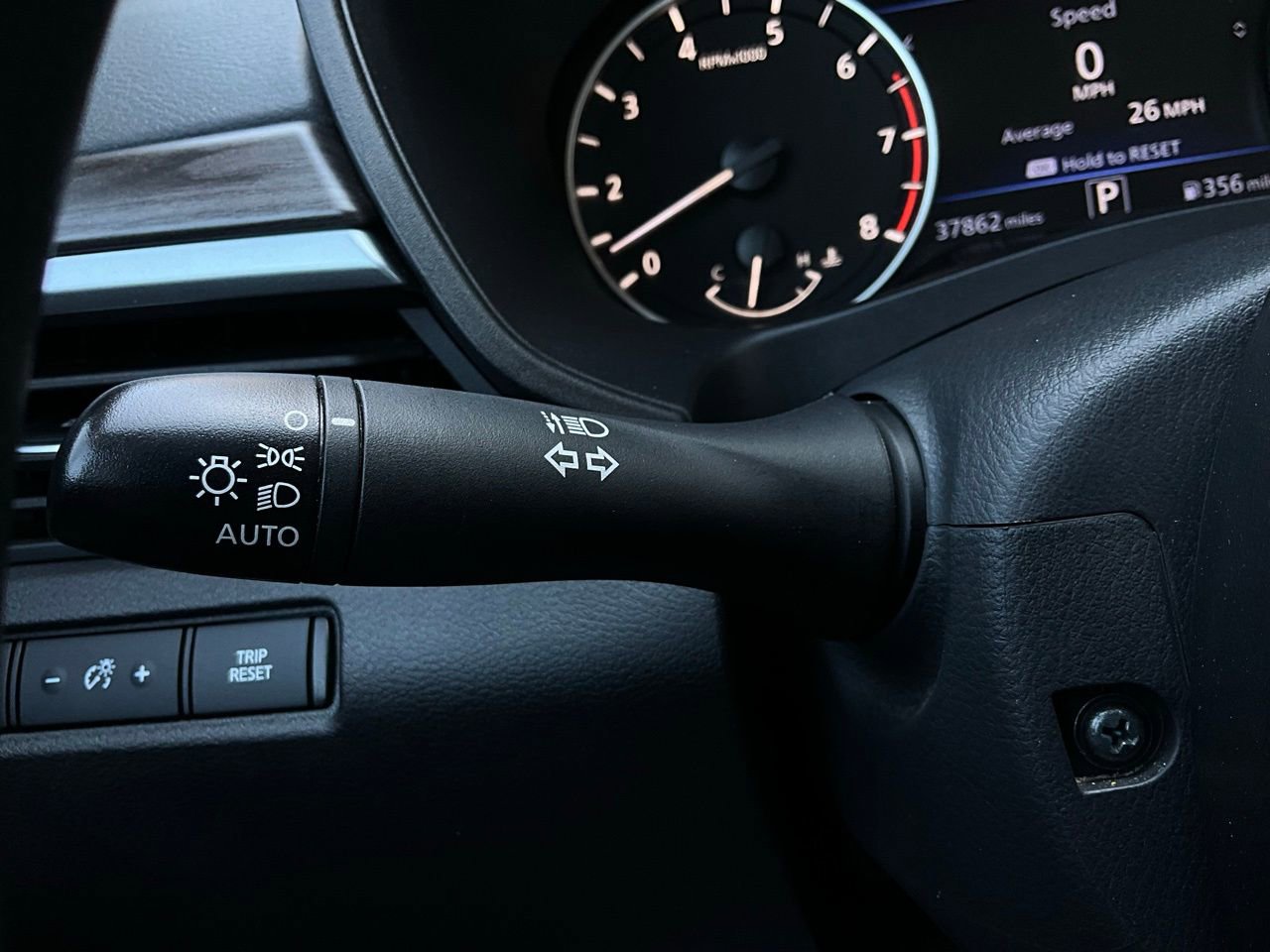 Used 2025 Nissan Altima 2.5 SV image 35