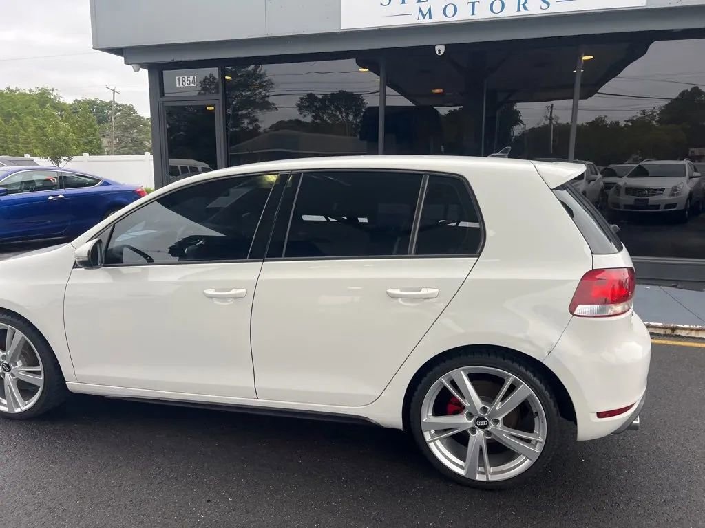 Used 2014 Volkswagen GTI Wolfsburg Edition image 7