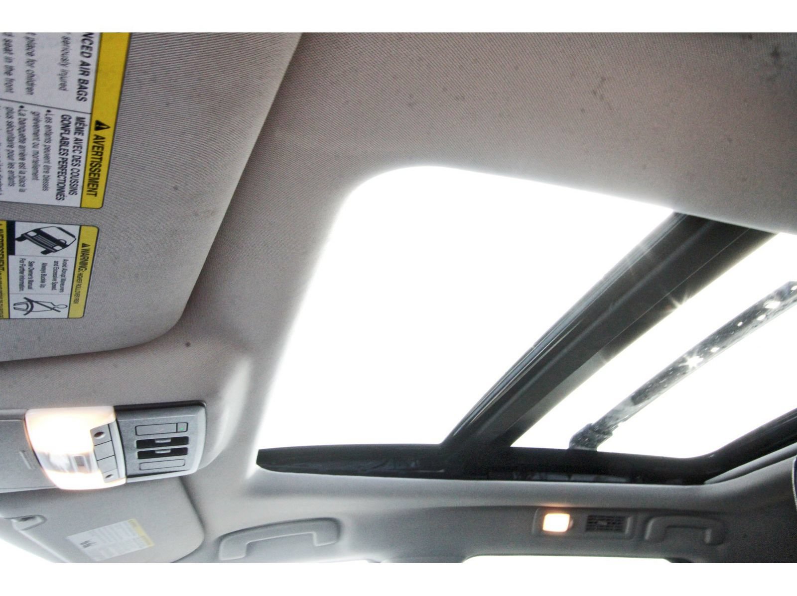 Certified 2025 Nissan Pathfinder SV w/ SV Premium Package FWD image 30