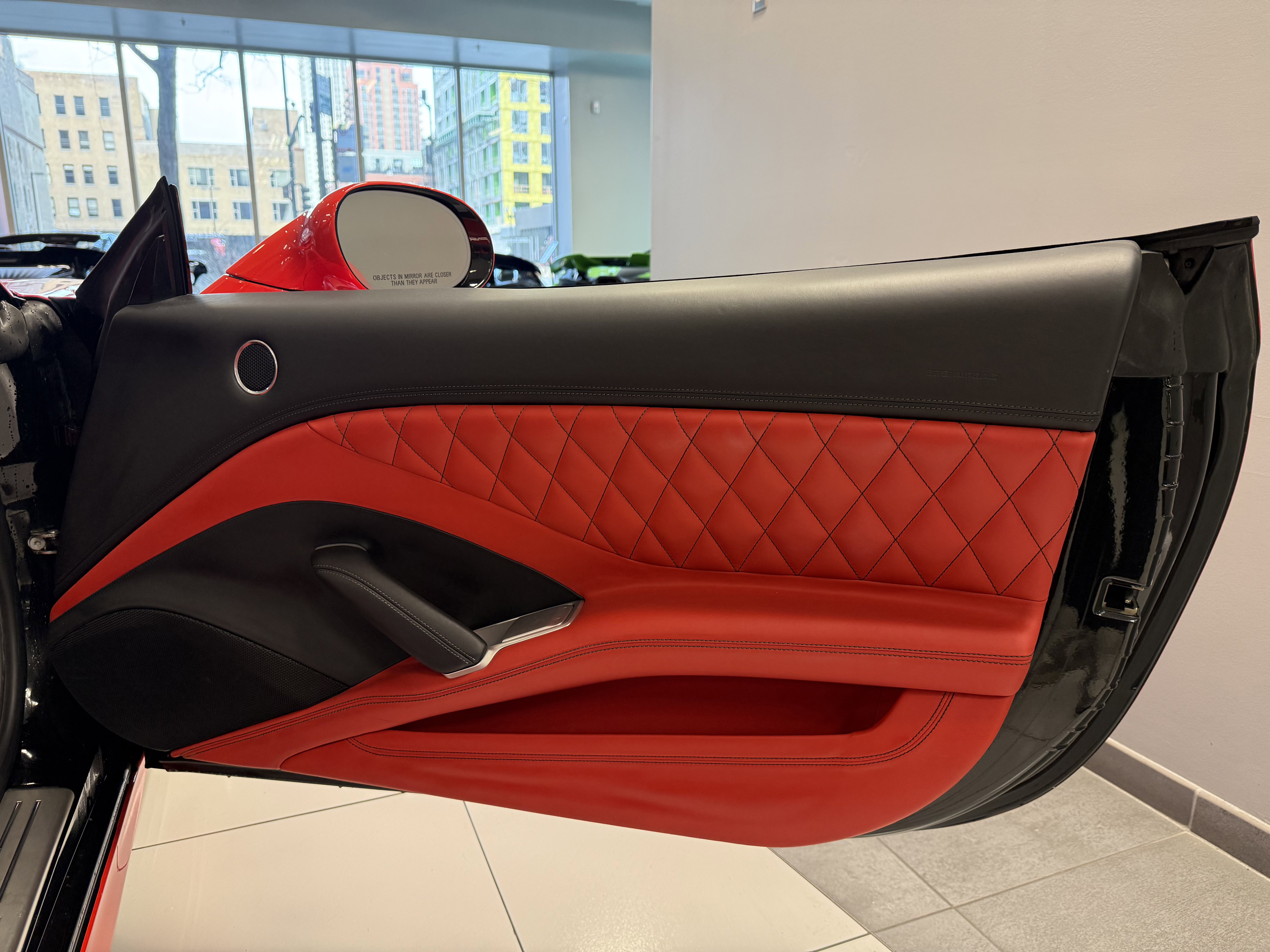 Used 2016 Ferrari California T image 15