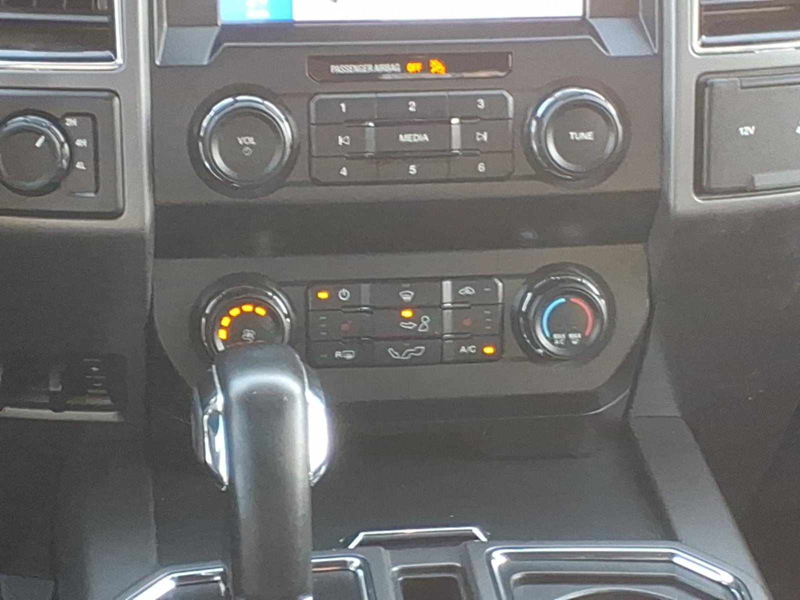 Used 2019 Ford F150 XLT w/ Equipment Group 302A Luxury AWD/4WD image 13