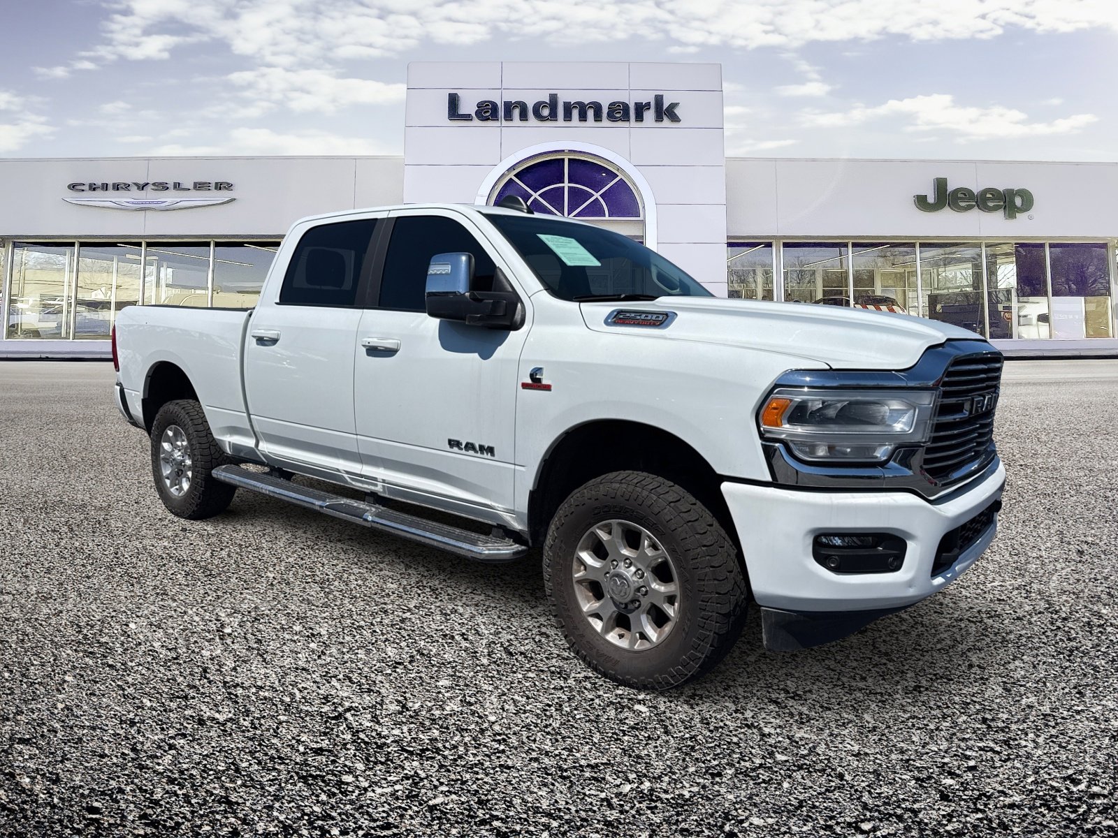 Used 2024 RAM 2500 Laramie AWD/4WD image 1