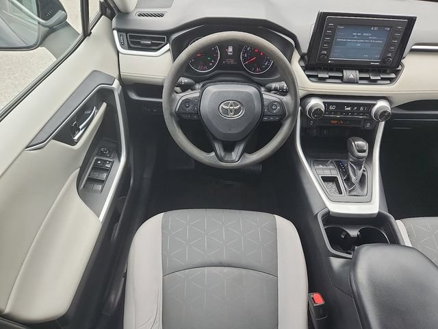Used 2021 Toyota RAV4 XLE FWD image 7