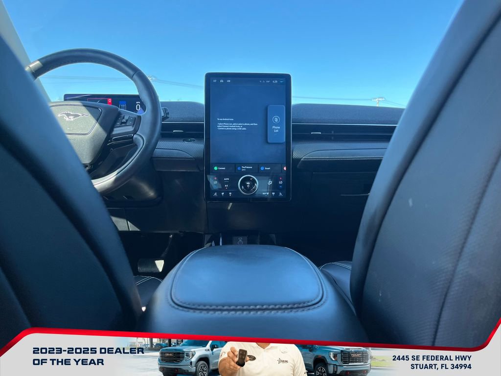 Used 2022 Ford Mustang Mach-E Premium image 15