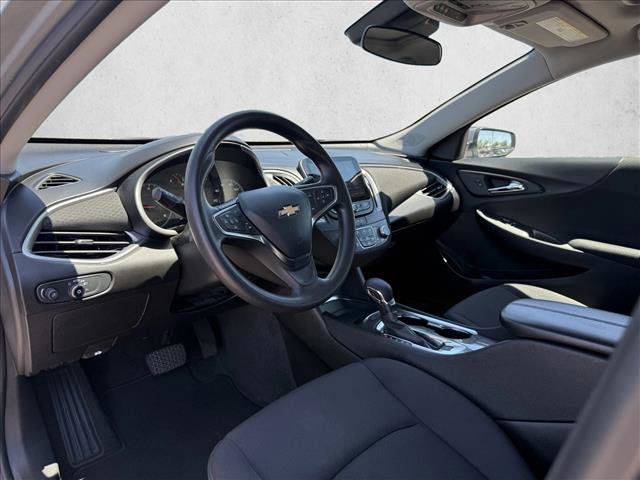 Used 2024 Chevrolet Malibu LT FWD image 9