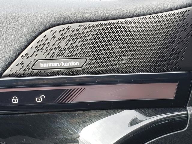 New 2026 BMW 540i xDrive w/ M Sport Package image 18