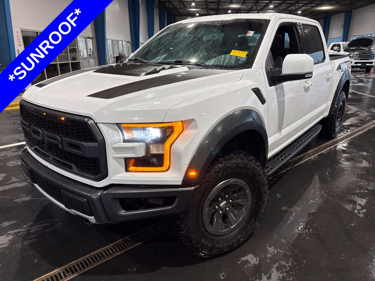 Used 2017 Ford F150 Raptor w/ Equipment Group 802A Luxury AWD/4WD image 1