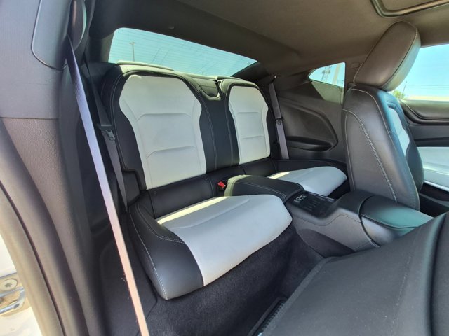 Used 2016 Chevrolet Camaro SS RWD image 18