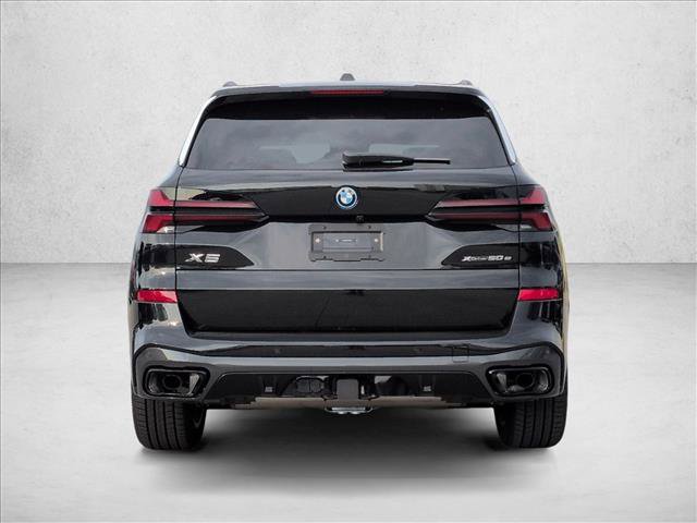 Used 2026 BMW X5 xDrive50e w/ M Sport Package AWD/4WD image 8
